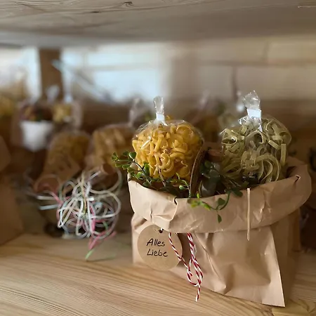 Gaestezimmer Am Hof Lejlighed Zwiefalten