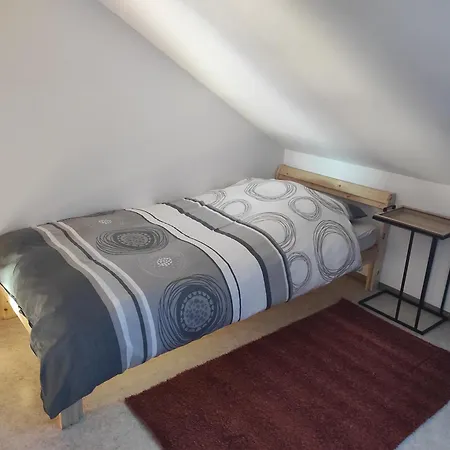 Gaestezimmer Am Hof Lejlighed *