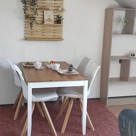 Gaestezimmer Am Hof * Zwiefalten